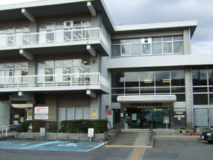 埼玉県立熊谷図書館を徹底ナビ 自習室 Wifi 電源 カフェなどの情報が満載