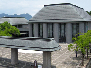 松江市立中央図書館の外観