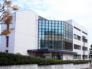 横須賀市立北図書館の外観