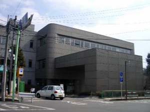 長野市立長野図書館の外観